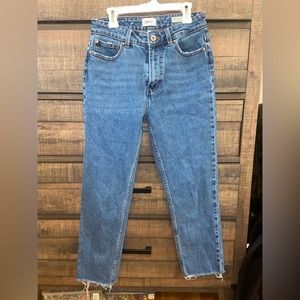 ONLY Blue Denim jeans style “Emily high waisted straight leg”
